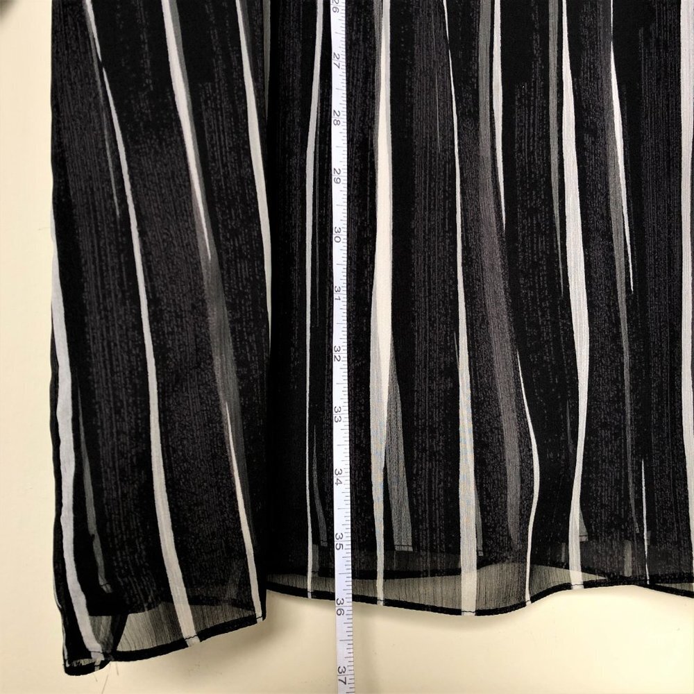 Halston Heritage Striped Crinkle Chiffon square link detail shift dress - Picture 15 of 16